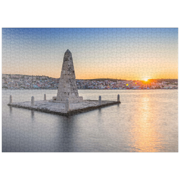 puzzleplate Obelisk in der Bucht von Argostoli im Sonnenuntergang, Insel Kefalonia, Ionische Inseln, Griechenland 1000 Puzzle
