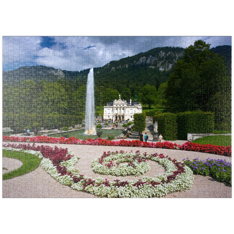 puzzleplate Schloss Linderhof mit Wasserparterre und Fontaine gegen Ammergauer Alpen, Oberbayern 1000 Puzzle