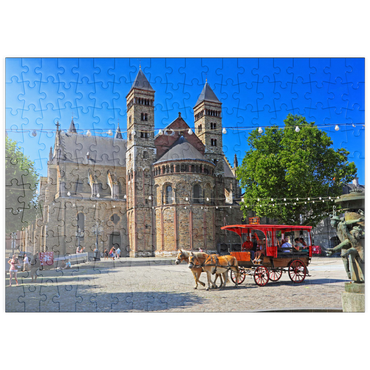 puzzleplate St. Servatiusbasilika am Vrijthof mit Pferdekutsche, Maastricht 200 Puzzle