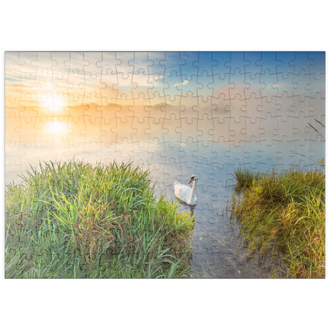 puzzleplate Sonnenaufgang mit Schwan am Riegsee bei Murnau 200 Puzzle