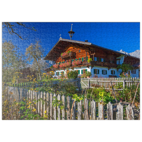 Darstellung des Puzzle-Motivs Bauernhaus gegen Kaisergebirge (2344m), Reith bei Kitzbühel, Österreich – Puzzleteile: 500
