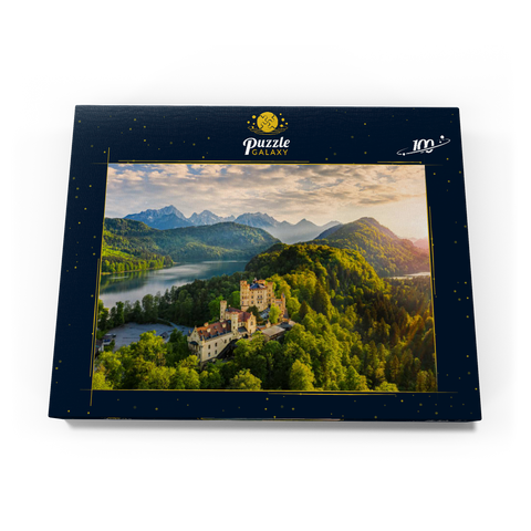 Sonnenuntergang am Schloss Hohenschwangau mit dem Alpsee und den Tannheimer Bergen 100 Puzzle Schachtel Ansicht3