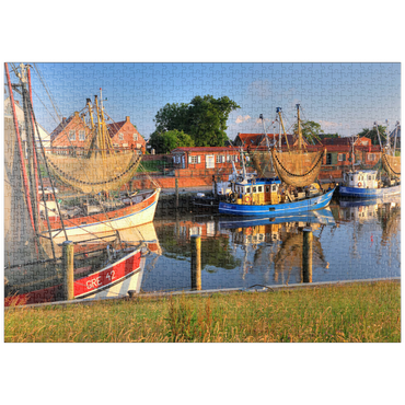 puzzleplate Fischerhafen mit Krabbenkuttern im Morgenlicht 1000 Puzzle