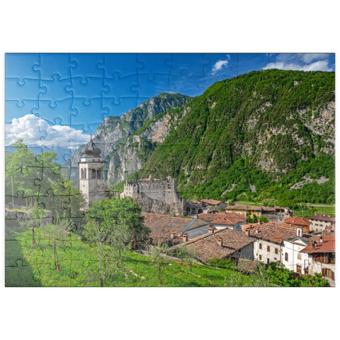 puzzleplate Kirche und Castello di Tenno, Tenno, Gardasee, Provinz Trient, Trentino-Südtirol, Italien 100 Puzzle