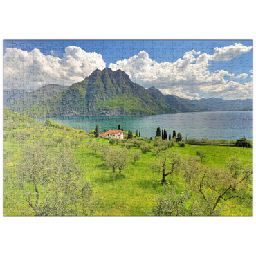 puzzleplate Blick auf den See bei Riva di Solto, Iseosee, Lombardei, Italien 500 Puzzle