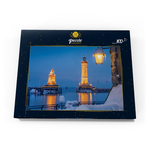 Hafeneinfahrt mit Leuchtturm und Löwenstatue an einem Winterabend, Lindau 100 Puzzle Schachtel Ansicht3