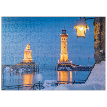 puzzleplate Hafeneinfahrt mit Leuchtturm und Löwenstatue an einem Winterabend, Lindau 500 Puzzle