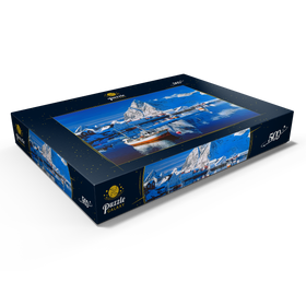 Darstellung des Puzzle Motivs Sakrisoy Hafen bei Reine mit Olstinden (674m) - Puzzleteile: 500