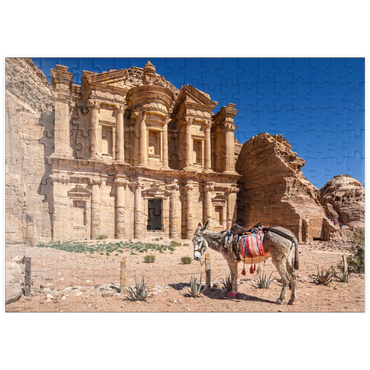puzzleplate Esel vor dem Monastery Ad-Deir (Al-Deir, El-Deir, Ed-Deir), antike Felsenstadt Petra, Jordanien 200 Puzzle