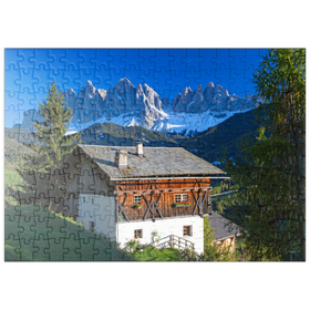 Darstellung des Puzzle-Motivs Bauernhaus mit Blick zur Geislergruppe, Naturpark Puez-Geisler – Puzzleteile: 200