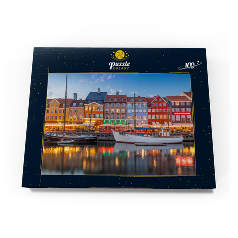 Abend am Stichkanal Nyhavn im Stadtteil Frederiksstaden 100 Puzzle Schachtel Ansicht3