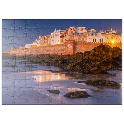 puzzleplate Essaouira, Blick zur Altstadt an der Atlantikküste im Abendlicht 100 Puzzle