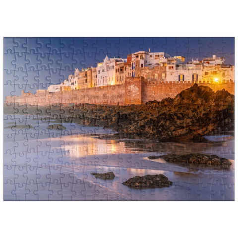 puzzleplate Essaouira, Blick zur Altstadt an der Atlantikküste im Abendlicht 200 Puzzle