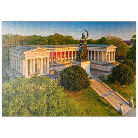 Darstellung des Puzzle-Motivs Bavaria vor der Ruhmeshalle auf der Theresienhöhe bei Sonnenaufgang – Puzzleteile: 200