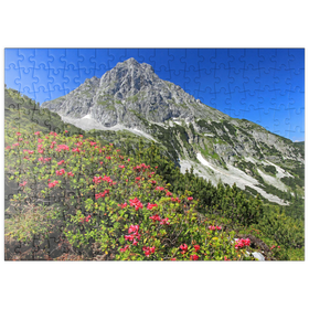 Darstellung des Puzzle-Motivs Blühende Alpenrosen bei der Coburger Hütte, Tirol, Österreich – Puzzleteile: 200