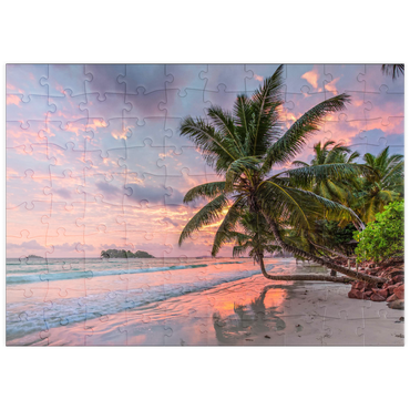 puzzleplate Palmenstrand der Anse Volbert im Morgenlicht, Insel Praslin, Seychellen 100 Puzzle