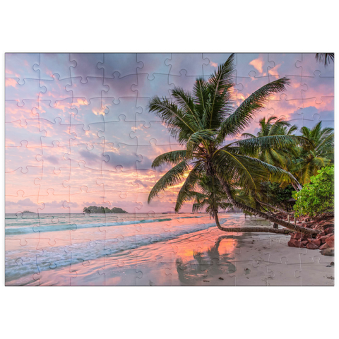 puzzleplate Palmenstrand der Anse Volbert im Morgenlicht, Insel Praslin, Seychellen 100 Puzzle