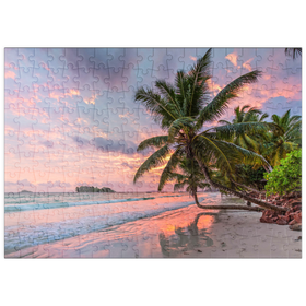 Darstellung des Puzzle Motivs Palmenstrand der Anse Volbert im Morgenlicht, Insel Praslin, Seychellen - Puzzleteile: 200