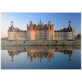 Darstellung des Puzzle-Motivs Schlossgraben und Nordfassade des Schlosses Chambord, Frankreich – Puzzleteile: 1000