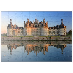 Darstellung des Puzzle Motivs Schlossgraben und Nordfassade des Schlosses Chambord, Frankreich - Puzzleteile: 100