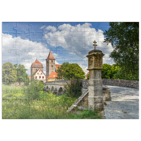 puzzleplate Altmühlbrücke in Ornbau mit dem Stadttor in die Altstadt am Altmühl Radweg 100 Puzzle