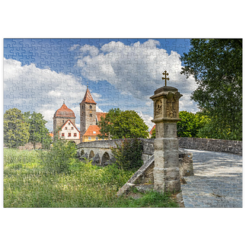 puzzleplate Altmühlbrücke in Ornbau mit dem Stadttor in die Altstadt am Altmühl Radweg 500 Puzzle
