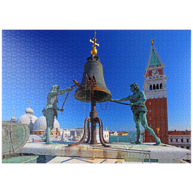 Darstellung des Puzzle Motivs La Terrazza dei Mori auf dem Torre dell'Orologio am Markusplatz mit Campanile, Venedig - Puzzleteile: 1000