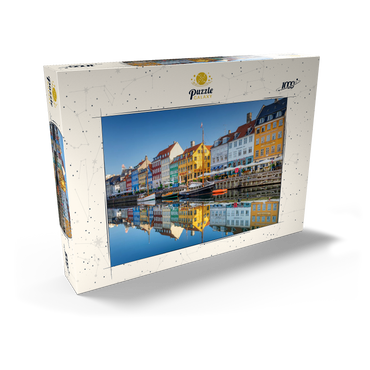 Früher Morgen am Stichkanal Nyhavn im Stadtteil Frederiksstaden 1000 Puzzle Schachtel Ansicht2