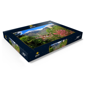 Alternative Darstellung des Puzzle-Motivs Altstadt mit Pfarrkirche und Pulverturm gegen Texelgruppe, Meran – Puzzleteile: 200