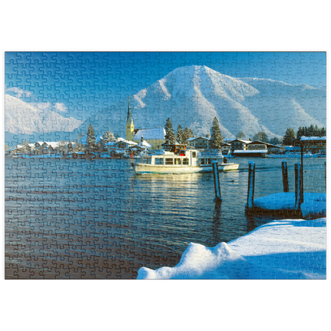 puzzleplate Malerwinkel mit Kirche von Rottach-Egern am Tegernsee und Blick zum Wallberg 500 Puzzle