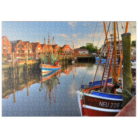 puzzleplate Fischerhafen mit Krabbenkuttern im Abendlicht, Neuharlingersiel, Ostfriesland 500 Puzzle