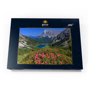 Blühende Alpenrosen bei der Coburger Hütte gegen Seebensee (1657m) und Zugspitzgruppe (2962m) bei Ehrwald 1000 Puzzle Schachtel Ansicht3