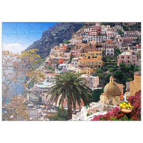 Darstellung des Puzzle Motivs Blick auf den Strand und Ort Positano, Halbinsel von Sorrent, Italien - Puzzleteile: 100