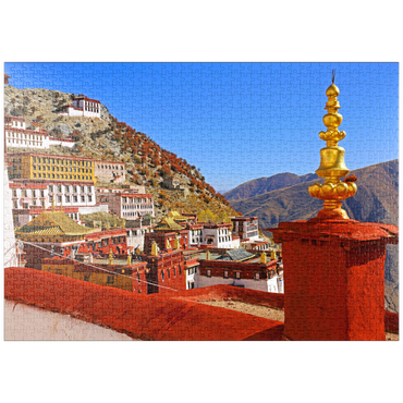 puzzleplate Blick zum Ganden Kloster am Berg Drog Riboche bei Tagtse Dzong 1000 Puzzle