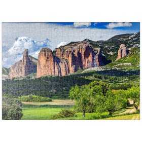 Darstellung des Puzzle-Motivs Felsformation Los Mallos de Riglos am Bergdorf Riglos in der Sierra de Loarre – Puzzleteile: 500