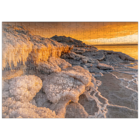 Darstellung des Puzzle-Motivs Salzkristalle am Ufer im Abendlicht, Totes Meer (Dead Sea), Jordantal, Jordanien – Puzzleteile: 200