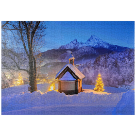 Darstellung des Puzzle-Motivs Kirchleitnkapelle am Weinfeld mit Watzmann (2713m) und Weihnachtsbaum – Puzzleteile: 1000