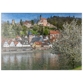 Darstellung des Puzzle Motivs Historischer Ortskern mit Burg Hirschhorn im Frühling - Puzzleteile: 200