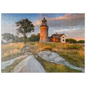 Darstellung des Puzzle-Motivs Abend am Hammeren Fyr Leuchtturm bei Sandvig – Puzzleteile: 200