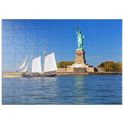 puzzleplate Segelschiff mit der Freiheitsstatue, Liberty Island, New York City, USA 100 Puzzle