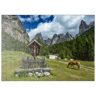 puzzleplate Marterl am Rechten Leger gegen Grasleitengruppe und Valbonagruppe, Trentino-Südtirol, Italien 200 Puzzle