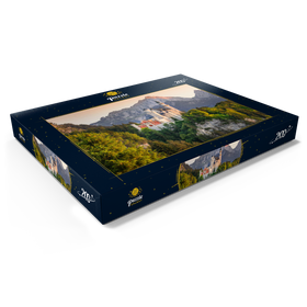Darstellung des Puzzle Motivs Königsschloss gegen die Tannheimer Berge am Abend, Hohenschwangau bei Füssen - Puzzleteile: 200