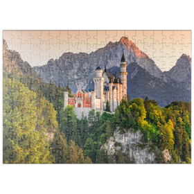 Darstellung des Puzzle Motivs Königsschloss gegen die Tannheimer Berge am Abend, Hohenschwangau bei Füssen - Puzzleteile: 200