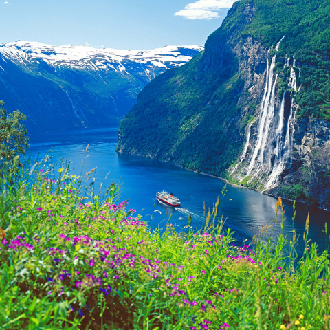 Geiranger Fjord und Sieben Schwestern Wasserfall, Mittelnorwegen, Norwegen 1000 Puzzle 3D Modell
