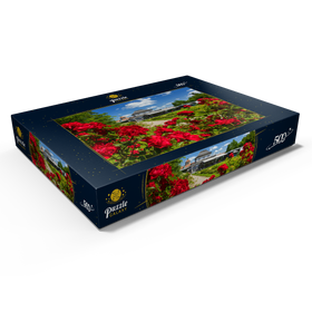 Darstellung des Puzzle Motivs Café im Botanischen Garten zur Zeit der Rosenblüte - Puzzleteile: 500