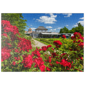 Darstellung des Puzzle Motivs Café im Botanischen Garten zur Zeit der Rosenblüte - Puzzleteile: 500