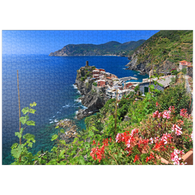 Darstellung des Puzzle-Motivs Küstenlandschaft mit Blick auf Vernazza, Italienische Riviera, Cinque Terre – Puzzleteile: 1000