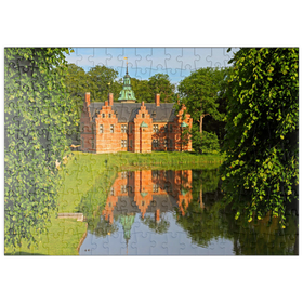 Darstellung des Puzzle-Motivs Schlosspavillon im Park des Wasserschlosses Frederiksborg, Hilleröd, Dänemark – Puzzleteile: 200