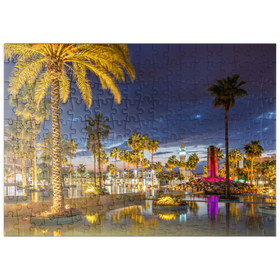 Darstellung des Puzzle-Motivs Brunnen mit Palmen am Abend, Aqaba, Golf von Aqaba, Jordanien – Puzzleteile: 200