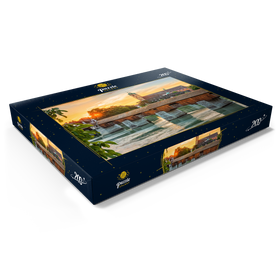 Alternative Darstellung des Puzzle-Motivs Überdachte Holzbrücke und Fridolinsmünster in Bad Säckingen bei Sonnenuntergang – Puzzleteile: 200